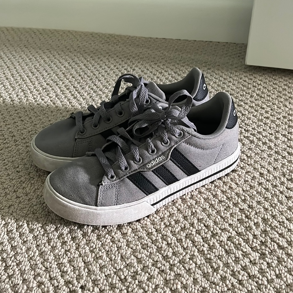 Adidas Court Shoes: Size 3
